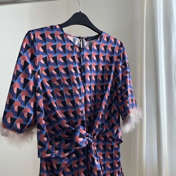 •NWOT• Zara Geo Print Feathered Blouse - Picture 1 of 6